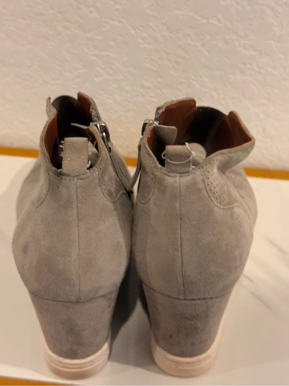 Paolo Light Gray‎ Suede Perforated Wedge Sneakers